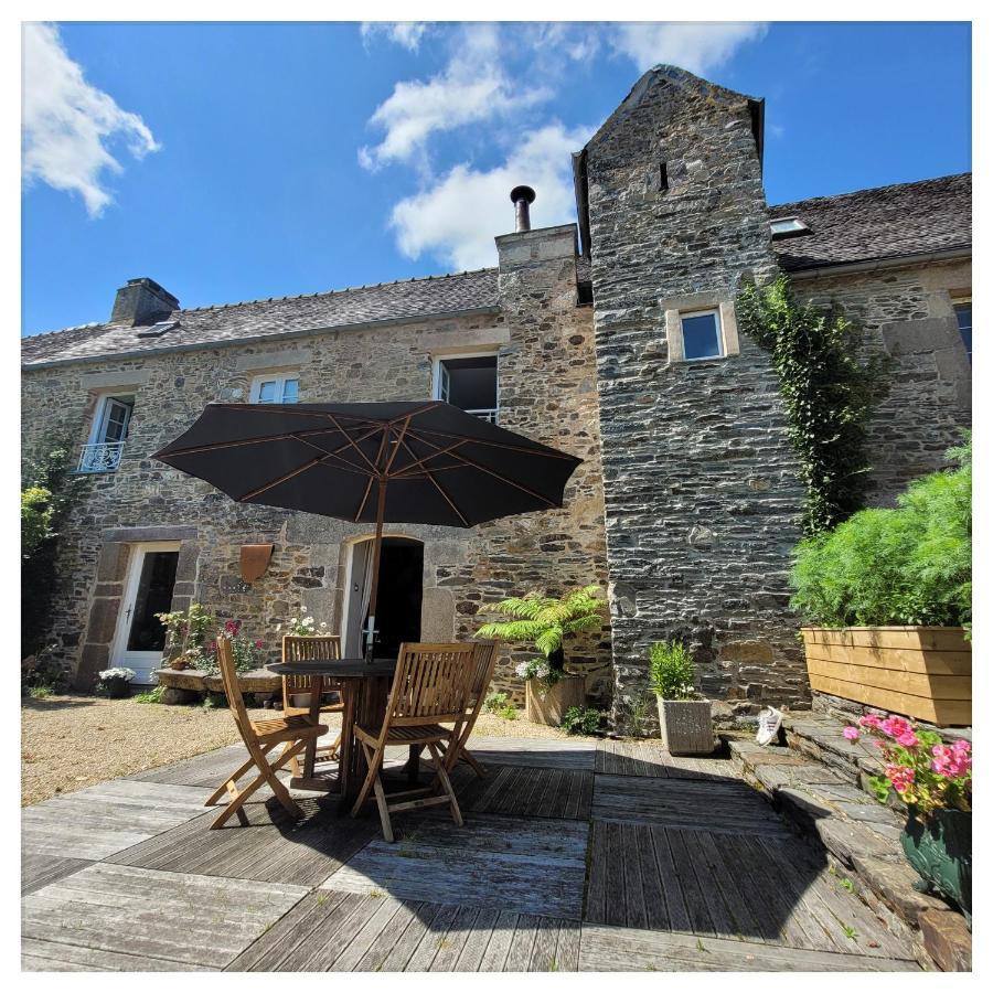 Gite De Charme Au Manoir Du Plessis-Quinquis Sainte-Seve Εξωτερικό φωτογραφία